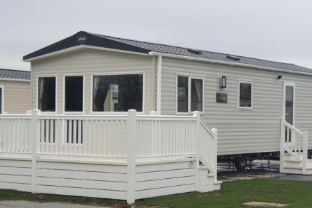 Flamingo Land – Cedarwood CW118, 3-Bed ABI Coworth Caravan with Front Decking – Static Caravan, Cedarwood
