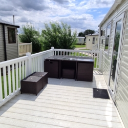 Flamingo Land – Willow Grove A130, 3-Bed ABI Oakley Caravan with Side Decking – Static Caravan, Willow Grove