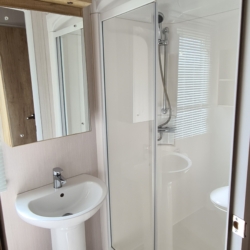 Flamingo Land – Willow Grove A105, 3-Bed Caravan with Wrap Decking by Play Park – Static Caravan, Willow Grove