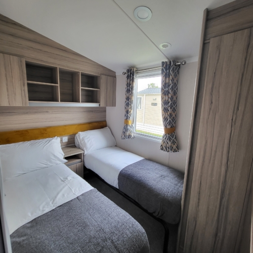 Flamingo Land – Cedarwood CW46, 3-Bed Swift Ardennes Caravan with Wrap Decking – Static Caravan, Cedarwood