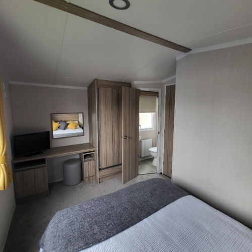 Flamingo Land – Cedarwood CW46, 3-Bed Swift Ardennes Caravan with Wrap Decking – Static Caravan, Cedarwood