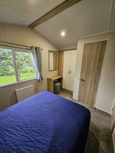 Pet-Friendly 3-Bed Caravan at Flamingo Land – Woodlands Area with Ensuite & Parking W61 – Static Caravan, Woodlands