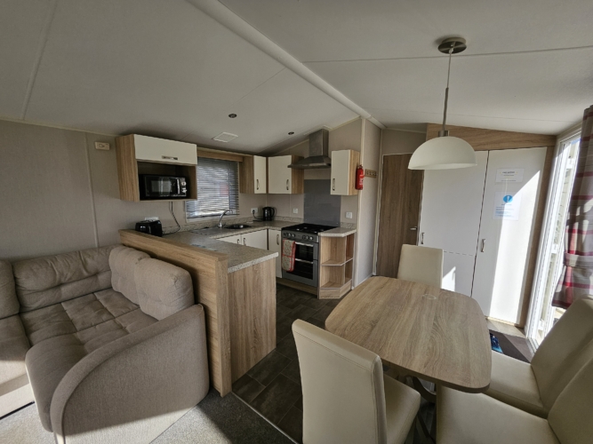 Flamingo Land – Willow Grove A7, Pet-Friendly 3-Bed Caravan – Static Caravan, Willow Grove