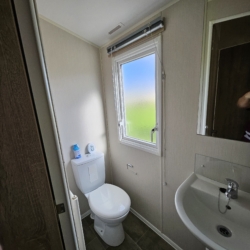 Flamingo Land – Willow Grove A7, Pet-Friendly 3-Bed Caravan – Static Caravan, Willow Grove