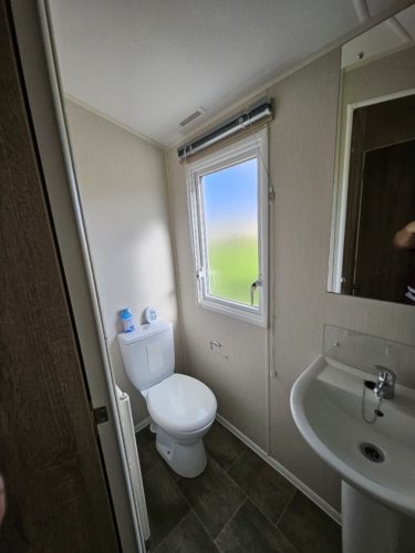 Flamingo Land – Willow Grove A7, Pet-Friendly 3-Bed Caravan – Static Caravan, Willow Grove