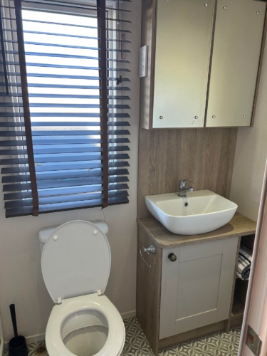 Flamingo Land – Cedarwood CW102, Pet-Friendly ABI Ambleside Caravan with Front Decking – Static Caravan, Cedarwood