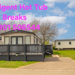 Beautiful 8 berth indulgent mini lodge with hot tub – Tattershall Lakes | Lodge, sleeps 8