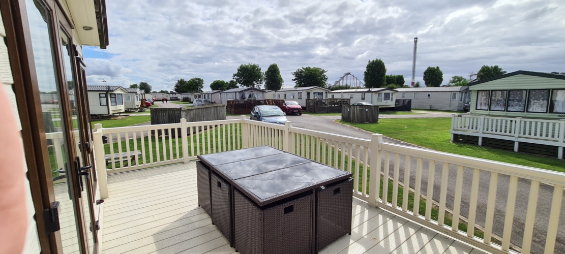 Mini Lodge on Willow Grove Flamingo Land A34 – Flamingo Land | Static Caravan, sleeps 6