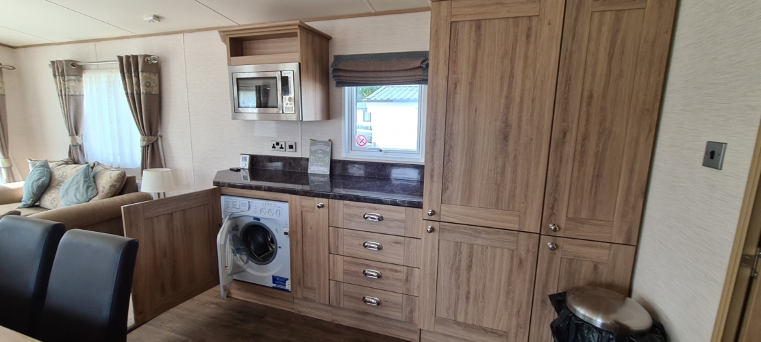 Mini Lodge on Willow Grove Flamingo Land A34 – Flamingo Land | Static Caravan, sleeps 6