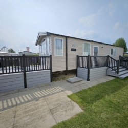 Extra Large decked static at Flamingo Land A1 – North Yorkshire | Static Caravan, sleeps 6