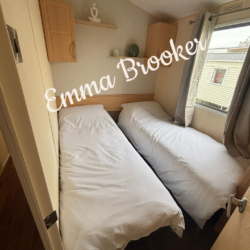 Lapwing 17 Cayton Bay – Cayton Bay | Static Caravan, sleeps 8
