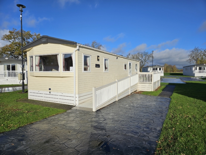 Wheelchair Accessible Caravan at Flamingo Land – Maple Grove | Static Caravan, sleeps 6